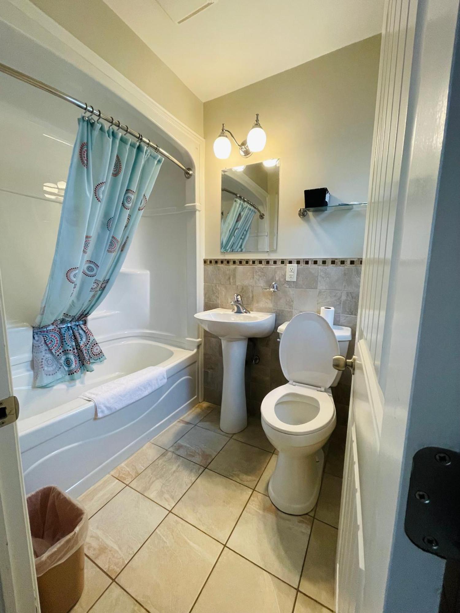 Scenic Motel Moncton Luaran gambar