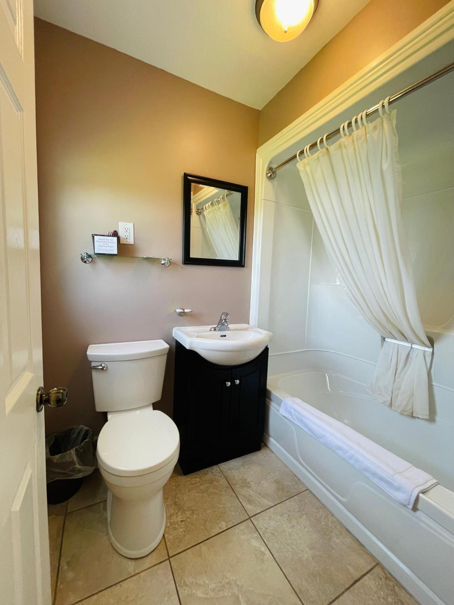 Scenic Motel Moncton Luaran gambar